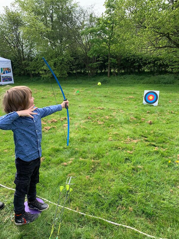A boy doing Arrows